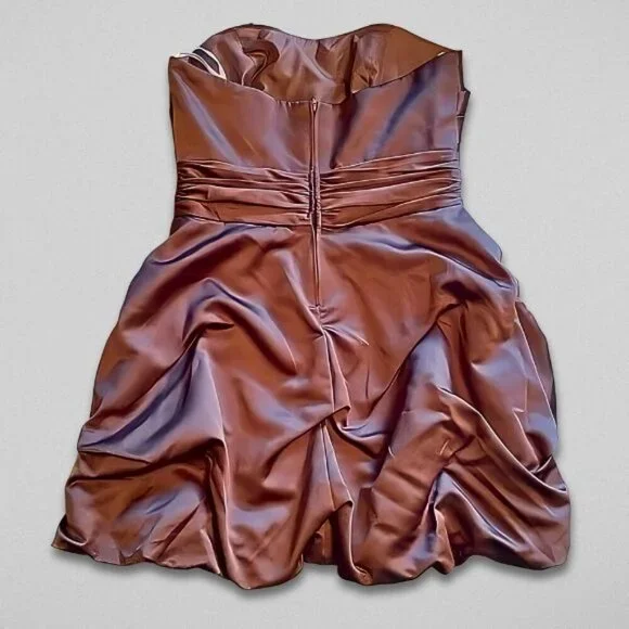 David’s Bridal Mini Strapless Neckline Bubble Hem Ruched Bodice Brown Women’s 12 - Picture 3 of 8